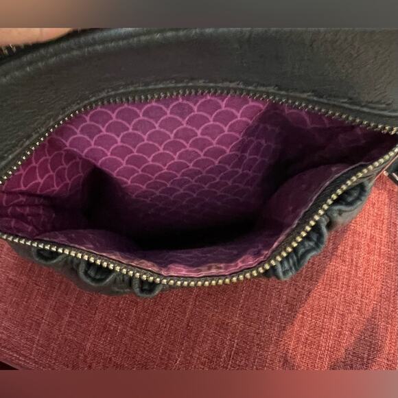 BRIGHTON GRAY LEATHER CROSSBODY SHOULDER BAG PURSE - Picture 9 of 13